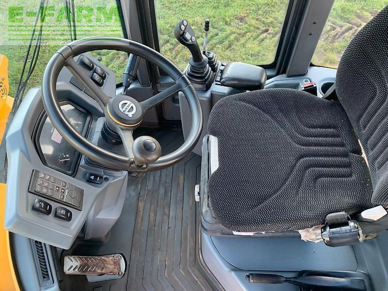 Volvo l35 g - Μίνι εκσκαφέας: φωτογραφία 5 Volvo l35 g - Μίνι εκσκαφέας: φωτογραφία 5