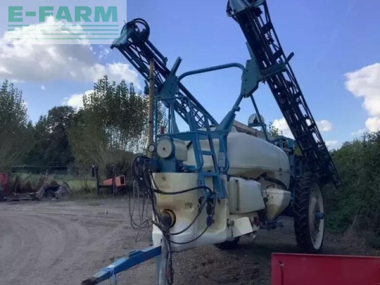 / meteor2500 - Συρόμενο ψεκαστικό: φωτογραφία 2 / meteor2500 - Συρόμενο ψεκαστικό: φωτογραφία 2