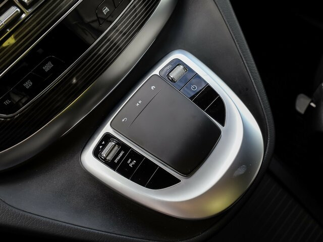 Μίσθωση MERCEDES-BENZ EQV 300 Avantgarde Line,lang,7Sitze,2xKlima,LED... MERCEDES-BENZ EQV 300 Avantgarde Line,lang,7Sitze,2xKlima,LED...: φωτογραφία 13