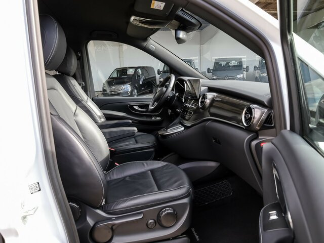 Μίσθωση MERCEDES-BENZ EQV 300 Avantgarde Line,lang,7Sitze,2xKlima,LED... MERCEDES-BENZ EQV 300 Avantgarde Line,lang,7Sitze,2xKlima,LED...: φωτογραφία 6