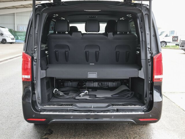 MERCEDES-BENZ EQV 300 Avantgarde,lang,6Sitze,2xSchiebetür el.... - Μικρό λεωφορείο, Ηλεκτρικό λεωφορείο: φωτογραφία 2 MERCEDES-BENZ EQV 300 Avantgarde,lang,6Sitze,2xSchiebetür el.... - Μικρό λεωφορείο, Ηλεκτρικό λεωφορείο: φωτογραφία 2