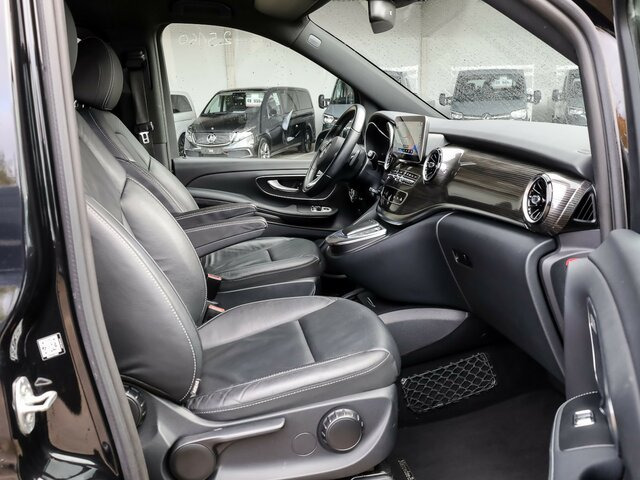 MERCEDES-BENZ EQV 300 Avantgarde,lang,6Sitze,2xSchiebetür el.... - Μικρό λεωφορείο, Ηλεκτρικό λεωφορείο: φωτογραφία 5 MERCEDES-BENZ EQV 300 Avantgarde,lang,6Sitze,2xSchiebetür el.... - Μικρό λεωφορείο, Ηλεκτρικό λεωφορείο: φωτογραφία 5