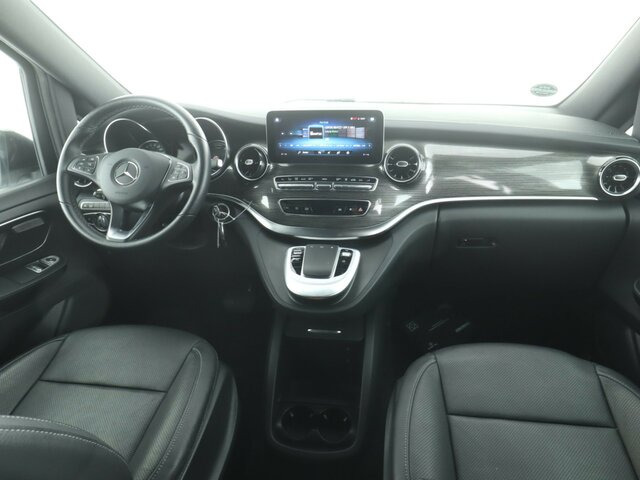 MERCEDES-BENZ EQV 300 Avantgarde,lang,7Sitze,2xSchiebetür,LED - Επιβατικό βαν, Ηλεκτρικό van: φωτογραφία 2 MERCEDES-BENZ EQV 300 Avantgarde,lang,7Sitze,2xSchiebetür,LED - Επιβατικό βαν, Ηλεκτρικό van: φωτογραφία 2