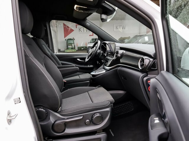 MERCEDES-BENZ EQV 300 lang,6Sitze,Liegepaket,Tisch,Schiebedach... - Επιβατικό βαν, Ηλεκτρικό van: φωτογραφία 5 MERCEDES-BENZ EQV 300 lang,6Sitze,Liegepaket,Tisch,Schiebedach... - Επιβατικό βαν, Ηλεκτρικό van: φωτογραφία 5