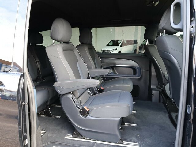 MERCEDES-BENZ EQV 300 lang,7Sitze,2xSchiebetür,LED,Distronic... - Επιβατικό βαν, Ηλεκτρικό van: φωτογραφία 2 MERCEDES-BENZ EQV 300 lang,7Sitze,2xSchiebetür,LED,Distronic... - Επιβατικό βαν, Ηλεκτρικό van: φωτογραφία 2