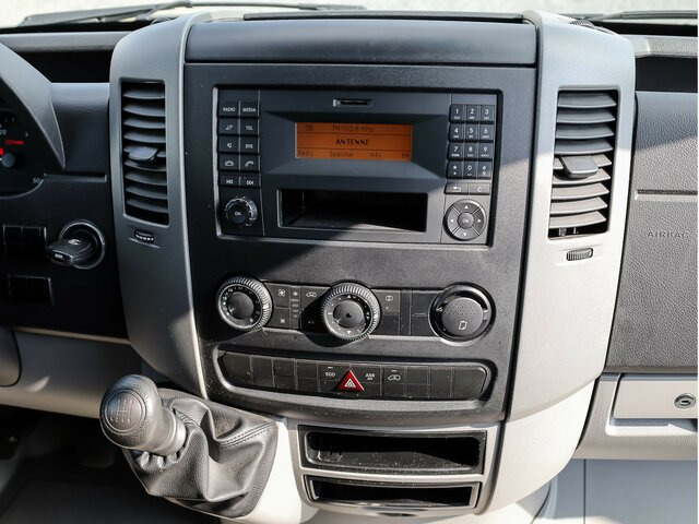 MERCEDES-BENZ Sprinter 214 CDI DOKA Pritsche,Klima,EURO6 - Μικρό φορτηγό με καρότσα, Διπλοκάμπινο ελαφρύ επαγγελματικό: φωτογραφία 5 MERCEDES-BENZ Sprinter 214 CDI DOKA Pritsche,Klima,EURO6 - Μικρό φορτηγό με καρότσα, Διπλοκάμπινο ελαφρύ επαγγελματικό: φωτογραφία 5