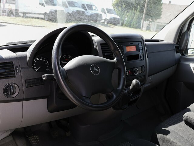 MERCEDES-BENZ Sprinter 316CDI Pritsche,Allrad,Klima... - Επαγγελματικό αυτοκίνητο με μουσαμά: φωτογραφία 4 MERCEDES-BENZ Sprinter 316CDI Pritsche,Allrad,Klima... - Επαγγελματικό αυτοκίνητο με μουσαμά: φωτογραφία 4