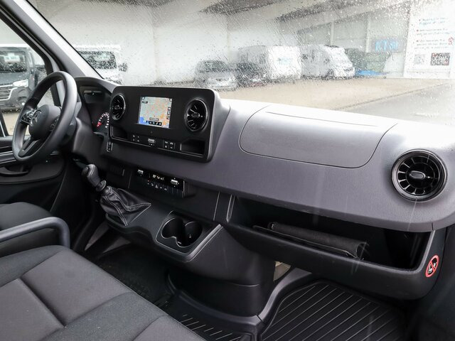 MERCEDES-BENZ Sprinter317CDI Maxi Koffer,LBW,Klima,Kamera... - Επαγγελματικό αυτοκίνητο κόφα: φωτογραφία 4 MERCEDES-BENZ Sprinter317CDI Maxi Koffer,LBW,Klima,Kamera... - Επαγγελματικό αυτοκίνητο κόφα: φωτογραφία 4