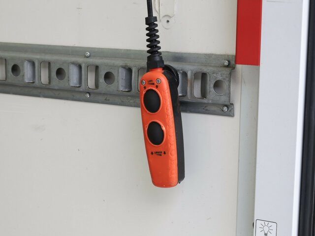 MERCEDES-BENZ Sprinter317CDI Maxi Koffer,LBW,Klima,Kamera... - Επαγγελματικό αυτοκίνητο κόφα: φωτογραφία 2 MERCEDES-BENZ Sprinter317CDI Maxi Koffer,LBW,Klima,Kamera... - Επαγγελματικό αυτοκίνητο κόφα: φωτογραφία 2