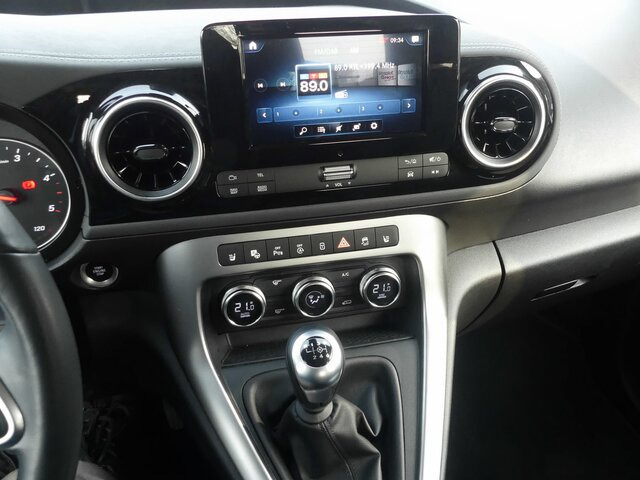 MERCEDES-BENZ T 180 d,Power Plus,LED,MBUX,Navi,Rückfahrkamera - Επιβατικό βαν: φωτογραφία 5 MERCEDES-BENZ T 180 d,Power Plus,LED,MBUX,Navi,Rückfahrkamera - Επιβατικό βαν: φωτογραφία 5