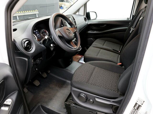 MERCEDES-BENZ Vito 114 Mixto,6 Sitzer,Klima,Navi,Tempomat... - Μικρό βαν: φωτογραφία 2 MERCEDES-BENZ Vito 114 Mixto,6 Sitzer,Klima,Navi,Tempomat... - Μικρό βαν: φωτογραφία 2