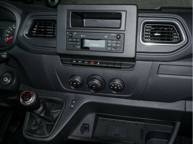 RENAULT Master Pritsche L4,3,5To,4200mm Ladefläche - Μικρό φορτηγό με καρότσα: φωτογραφία 3 RENAULT Master Pritsche L4,3,5To,4200mm Ladefläche - Μικρό φορτηγό με καρότσα: φωτογραφία 3