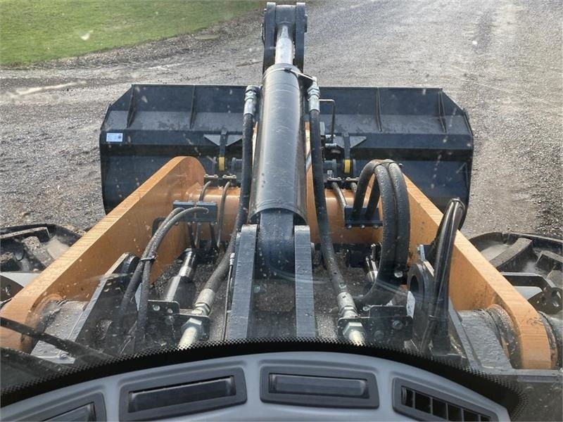 Ελαστιχοφόρος φορτωτής Case 721G: φωτογραφία 6