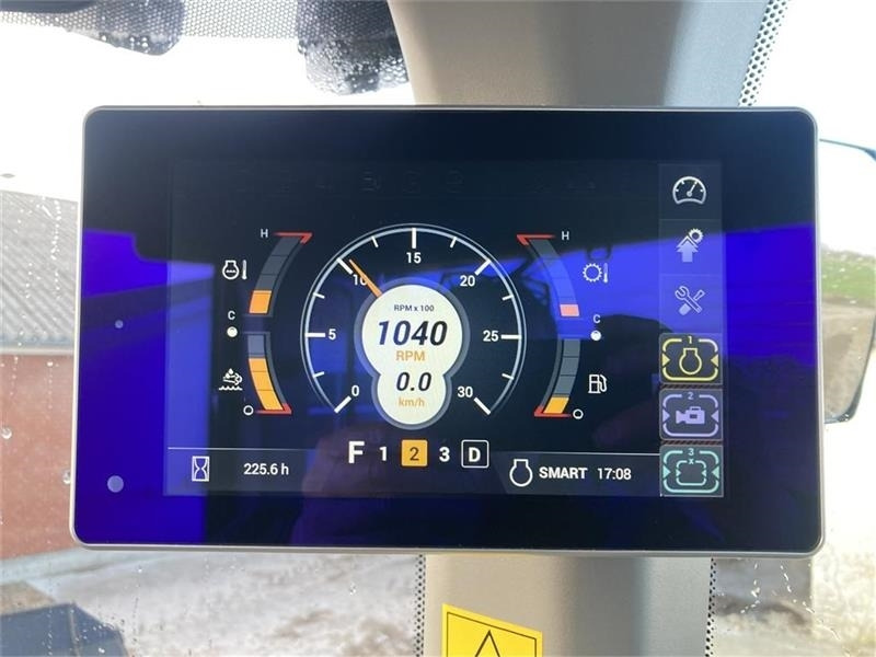 Ελαστιχοφόρος φορτωτής Case 721G: φωτογραφία 8