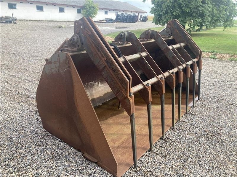 Kirk SILOSKOVL MED VOLVOBESLAG - Μηχανήματα ενσίρωσης: φωτογραφία 5 Kirk SILOSKOVL MED VOLVOBESLAG - Μηχανήματα ενσίρωσης: φωτογραφία 5