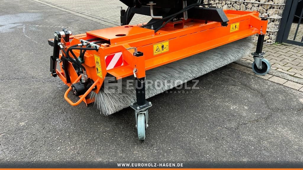 Kehrmaschine ZM2000 - Σκούπα για Κοινοτικο όχημα/ Ειδικό όχημα: φωτογραφία 4 Kehrmaschine ZM2000 - Σκούπα για Κοινοτικο όχημα/ Ειδικό όχημα: φωτογραφία 4