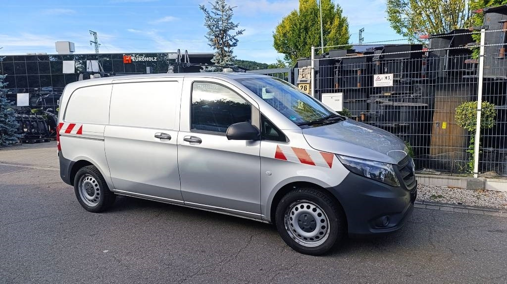 Mercedes-Benz Vito 114 CDI Allrad-Werkstattschränke-Standheizung - Επαγγελματικό αυτοκίνητο κόφα: φωτογραφία 3 Mercedes-Benz Vito 114 CDI Allrad-Werkstattschränke-Standheizung - Επαγγελματικό αυτοκίνητο κόφα: φωτογραφία 3