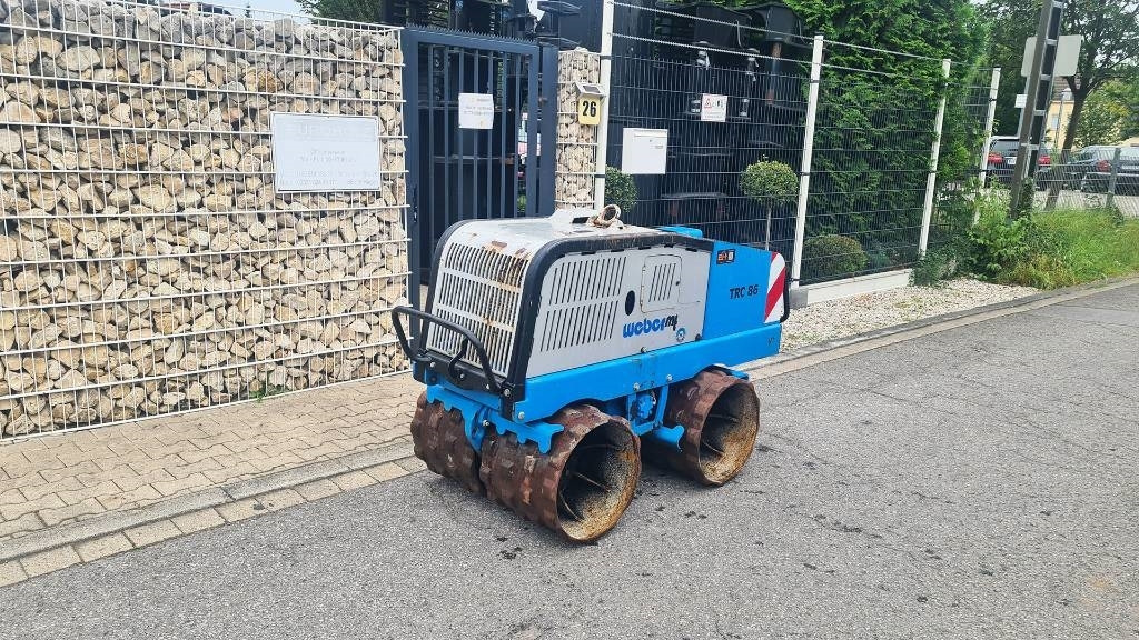 Weber TRC 86, Grabenwalze mit Fernbedienung, nur 101 Bh - Δονητική πλάκα: φωτογραφία 3 Weber TRC 86, Grabenwalze mit Fernbedienung, nur 101 Bh - Δονητική πλάκα: φωτογραφία 3