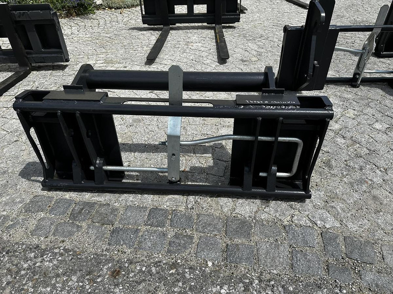 Big Adapter Manitou passend zu Euro Aufnahme - Παρελκόμενα: φωτογραφία 1 Big Adapter Manitou passend zu Euro Aufnahme - Παρελκόμενα: φωτογραφία 1