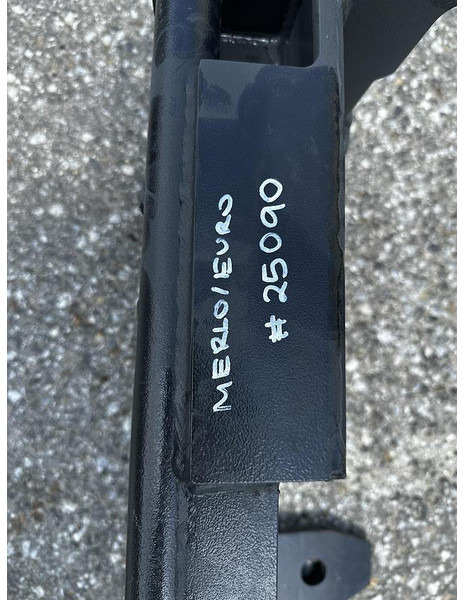 Big Adapter Merlo passend zu Euro Aufnahme - Παρελκόμενα: φωτογραφία 3 Big Adapter Merlo passend zu Euro Aufnahme - Παρελκόμενα: φωτογραφία 3