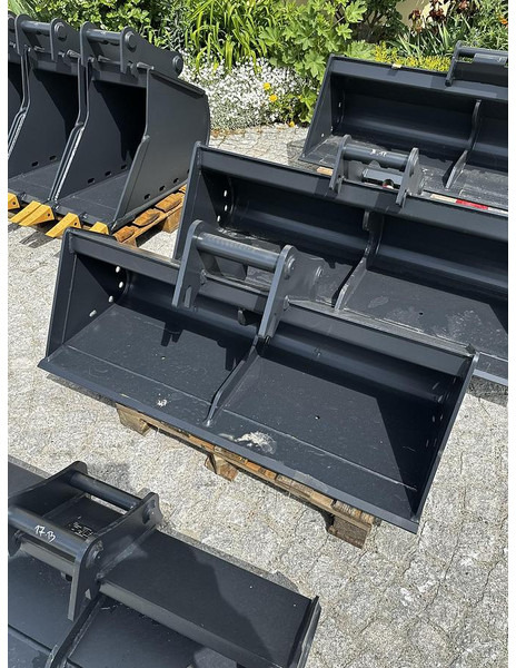 Big Böschungslöffel 120cm mit Martin M3 Aufnahme - Κουβάς: φωτογραφία 1 Big Böschungslöffel 120cm mit Martin M3 Aufnahme - Κουβάς: φωτογραφία 1