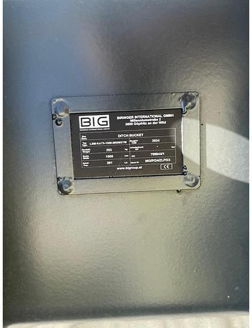 Big Grabenräumlöffel 150 cm mit Lehnhoff MS08 Symlock Aufnahme - Κουβάς: φωτογραφία 5 Big Grabenräumlöffel 150 cm mit Lehnhoff MS08 Symlock Aufnahme - Κουβάς: φωτογραφία 5