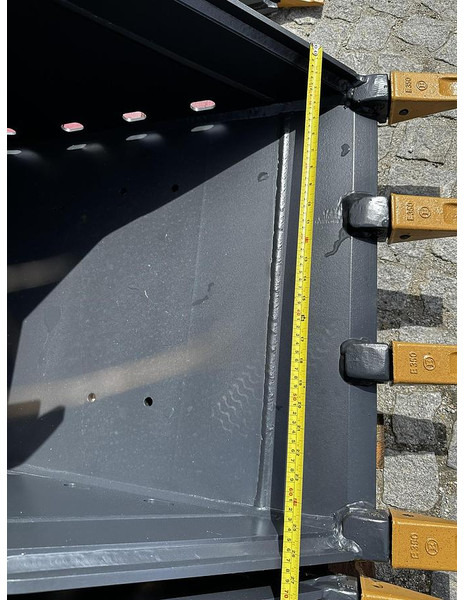 Big Tieflöffel 70cm mit MS08 Symblock Aufnahme - Κουβάς: φωτογραφία 2 Big Tieflöffel 70cm mit MS08 Symblock Aufnahme - Κουβάς: φωτογραφία 2