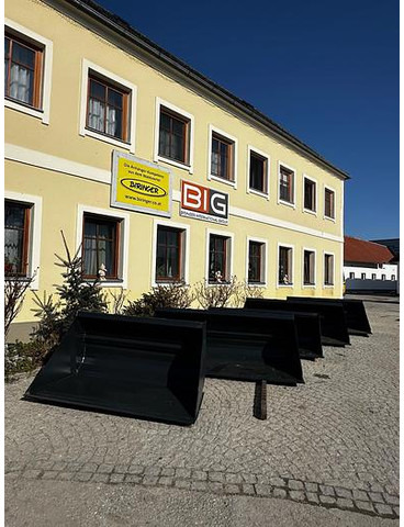 Big Volumenschaufel 200 cm mit JCB 520-50 Aufnahme - Κουβάς: φωτογραφία 1 Big Volumenschaufel 200 cm mit JCB 520-50 Aufnahme - Κουβάς: φωτογραφία 1