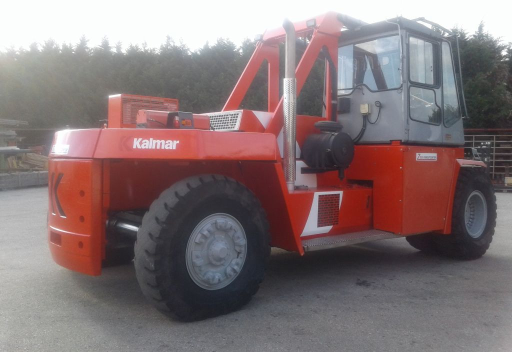 Kalmar DCE330-12 - Πετρελαιοκίνητο περονοφόρο: φωτογραφία 4 Kalmar DCE330-12 - Πετρελαιοκίνητο περονοφόρο: φωτογραφία 4