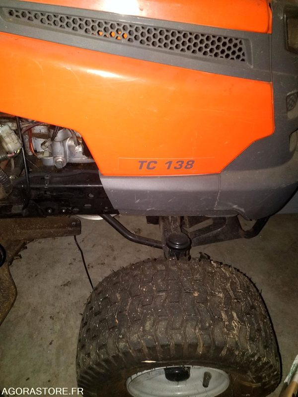 2 tondeuses autoportées - Χλοοκοπτικό: φωτογραφία 3 2 tondeuses autoportées - Χλοοκοπτικό: φωτογραφία 3