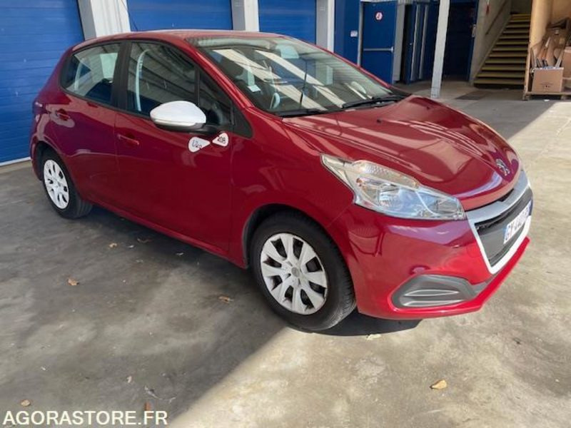208 LIKE PT 68cv. 11/2016 . 98350 KM - Αυτοκίνητο: φωτογραφία 4 208 LIKE PT 68cv. 11/2016 . 98350 KM - Αυτοκίνητο: φωτογραφία 4