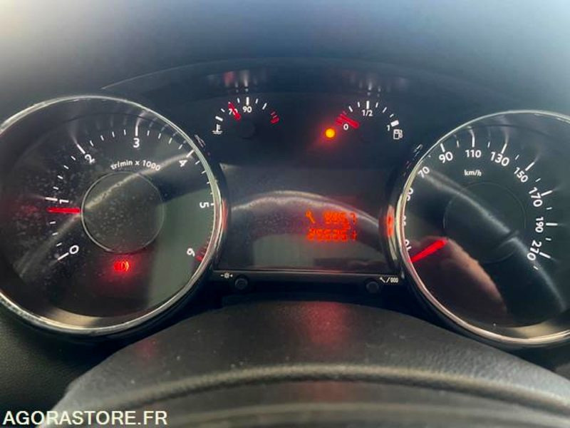 5008 PREMIUM 1.6 HDI 110cv 5 PLACES. 05/2010 . 255500 km - Αυτοκίνητο: φωτογραφία 5 5008 PREMIUM 1.6 HDI 110cv 5 PLACES. 05/2010 . 255500 km - Αυτοκίνητο: φωτογραφία 5