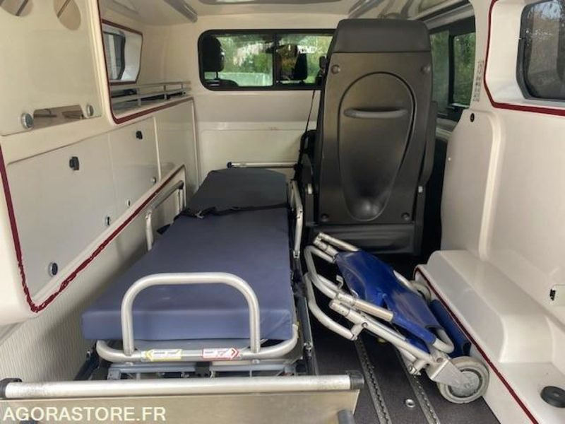 AMBULANCE FIAT TALENTO L1H1 120 CV - 2019 - 121 000km - Ασθενοφόρο: φωτογραφία 3 AMBULANCE FIAT TALENTO L1H1 120 CV - 2019 - 121 000km - Ασθενοφόρο: φωτογραφία 3