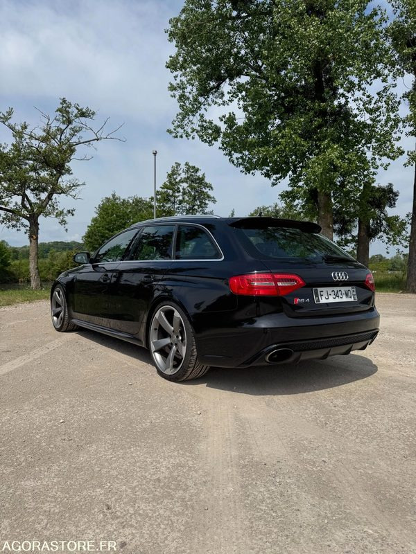 AUDI A4 RS4 - 2013 - 155 000KM - Αυτοκίνητο: φωτογραφία 3 AUDI A4 RS4 - 2013 - 155 000KM - Αυτοκίνητο: φωτογραφία 3