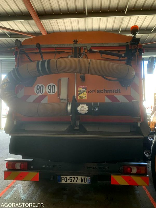 BALAYEUSE COMPOSÉE D'UN PORTEUR MERCEDES ET D'UN SYSTÈME DE BALAYAGE SCHMIDT - Σάρωθρο δρόμων: φωτογραφία 5 BALAYEUSE COMPOSÉE D'UN PORTEUR MERCEDES ET D'UN SYSTÈME DE BALAYAGE SCHMIDT - Σάρωθρο δρόμων: φωτογραφία 5