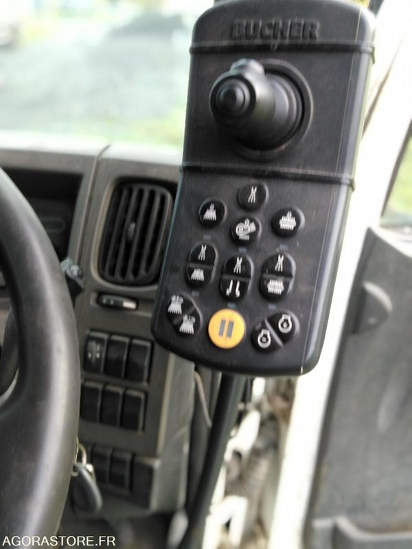 BALAYEUSE DM-075-AD - Σάρωθρο δρόμων: φωτογραφία 5 BALAYEUSE DM-075-AD - Σάρωθρο δρόμων: φωτογραφία 5