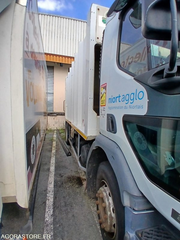 BOM 19 T RENAULT 270 DCI - 2002 - 370 889km - Απορριμματοφόρο: φωτογραφία 5 BOM 19 T RENAULT 270 DCI - 2002 - 370 889km - Απορριμματοφόρο: φωτογραφία 5