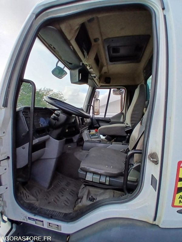 BOM 19 T RENAULT 270 DCI - 2002 - 370 889km - Απορριμματοφόρο: φωτογραφία 4 BOM 19 T RENAULT 270 DCI - 2002 - 370 889km - Απορριμματοφόρο: φωτογραφία 4