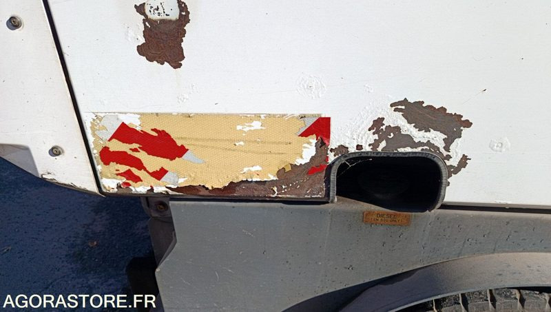 Balayeuse - Mathieu Ravo 560 - 2008 - 894640km - Σάρωθρο δρόμων: φωτογραφία 4 Balayeuse - Mathieu Ravo 560 - 2008 - 894640km - Σάρωθρο δρόμων: φωτογραφία 4