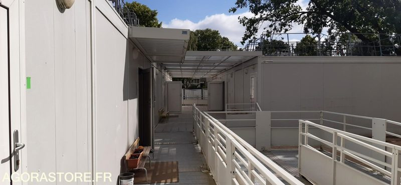 Bâtiment modulaire gris Cougnaud - 310 m2 -2020 - Σπίτι εμπορευματοκιβωτία: φωτογραφία 1 Bâtiment modulaire gris Cougnaud - 310 m2 -2020 - Σπίτι εμπορευματοκιβωτία: φωτογραφία 1