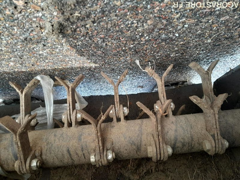 Broyeur à chenilles OREC HCR812 (BROY-19-0428-TAR) - Μηχανήματα κήπου: φωτογραφία 5 Broyeur à chenilles OREC HCR812 (BROY-19-0428-TAR) - Μηχανήματα κήπου: φωτογραφία 5