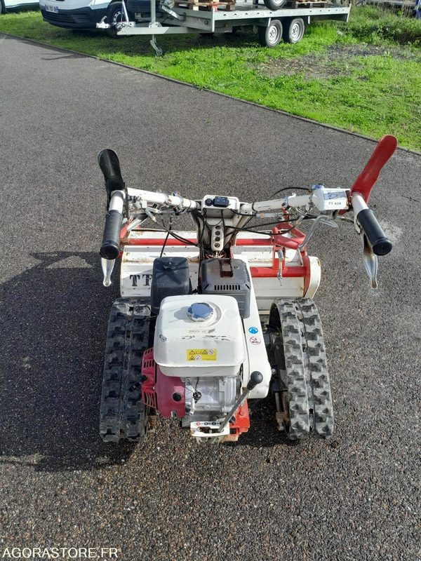 Broyeur à chenilles OREC HCR812 (BROY-19-0428-TAR) - Μηχανήματα κήπου: φωτογραφία 3 Broyeur à chenilles OREC HCR812 (BROY-19-0428-TAR) - Μηχανήματα κήπου: φωτογραφία 3