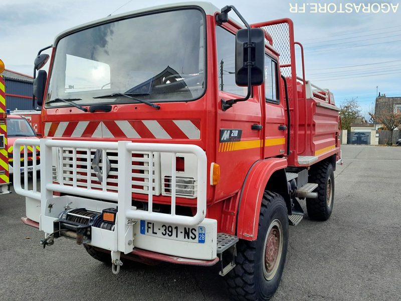 CAMION CITERNE FEU DE FORET - Φορτηγό: φωτογραφία 1 CAMION CITERNE FEU DE FORET - Φορτηγό: φωτογραφία 1