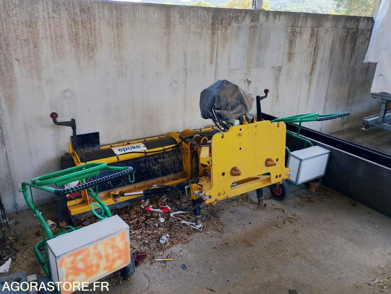 CAMION GRUE 250 RENAULT - Φορτηγό: φωτογραφία 5 CAMION GRUE 250 RENAULT - Φορτηγό: φωτογραφία 5