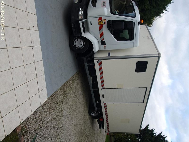 CAMION PORTEUR RENAULT ATELIER ET BASE DE VIE - Φορτηγό: φωτογραφία 1 CAMION PORTEUR RENAULT ATELIER ET BASE DE VIE - Φορτηγό: φωτογραφία 1