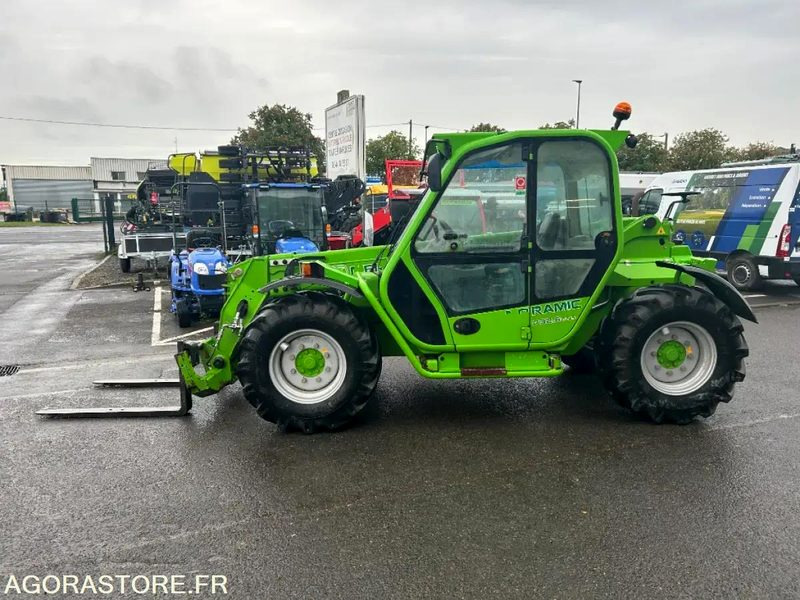 CHARIOT TELESCOPIQUE MERLO PANORAMIC P32.6 PLUS - 2013 / 2865 HEURES - Φορτωτής: φωτογραφία 2 CHARIOT TELESCOPIQUE MERLO PANORAMIC P32.6 PLUS - 2013 / 2865 HEURES - Φορτωτής: φωτογραφία 2
