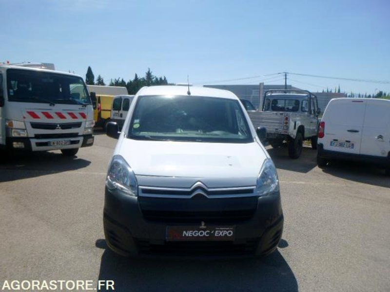 CITROEN BERLINGO UTILITAIRE BOITE AUTO - 2018 - 166 500KM - Μικρό βαν: φωτογραφία 2 CITROEN BERLINGO UTILITAIRE BOITE AUTO - 2018 - 166 500KM - Μικρό βαν: φωτογραφία 2