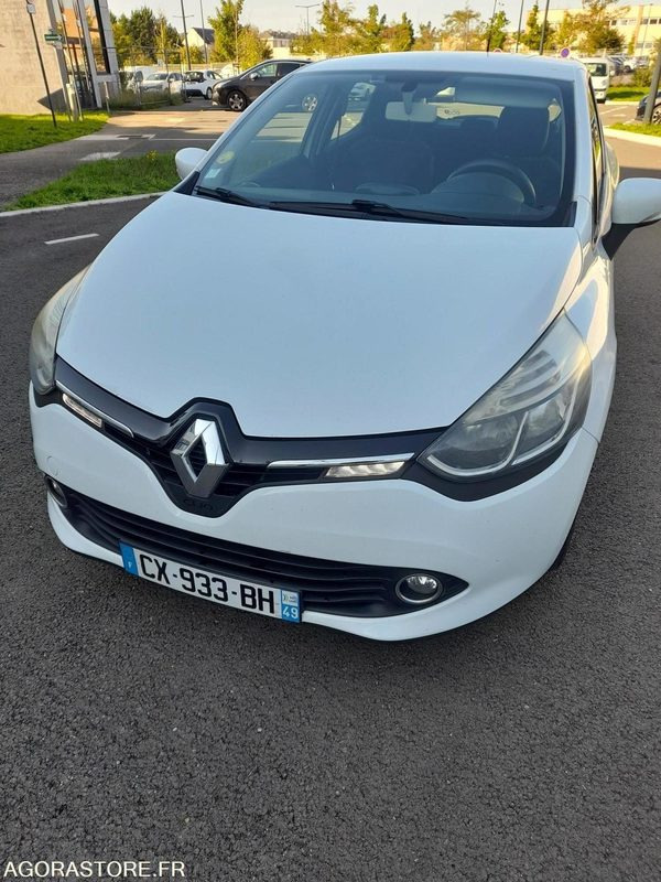 CLIO - Αυτοκίνητο: φωτογραφία 4 CLIO - Αυτοκίνητο: φωτογραφία 4
