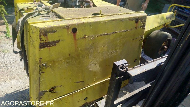 COMPACTEUR A RESTAURER - Κοινοτικο όχημα/ Ειδικό όχημα: φωτογραφία 3 COMPACTEUR A RESTAURER - Κοινοτικο όχημα/ Ειδικό όχημα: φωτογραφία 3