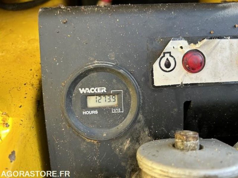 COMPACTEUR DE TRANCHEE WACKER RT - 1274 HEURES - Οδοστρωτήρας: φωτογραφία 2 COMPACTEUR DE TRANCHEE WACKER RT - 1274 HEURES - Οδοστρωτήρας: φωτογραφία 2